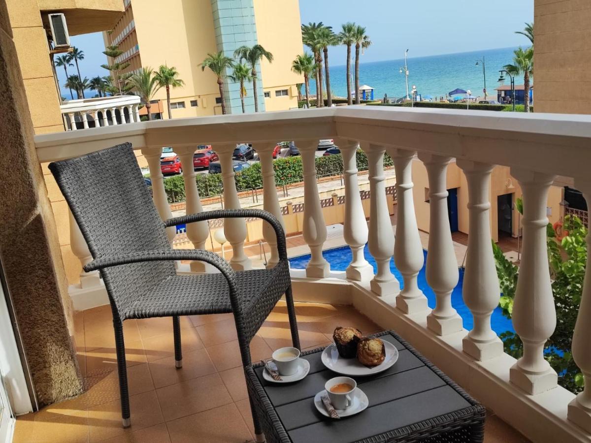 Casa Playa Guadalmar, Beautiful Apartment In Front Of The Sea, Wifi, Ac, Smart Tv, Private Parking Malaga Luaran gambar