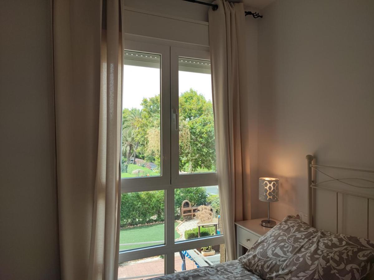 Casa Playa Guadalmar, Beautiful Apartment In Front Of The Sea, Wifi, Ac, Smart Tv, Private Parking Malaga Luaran gambar