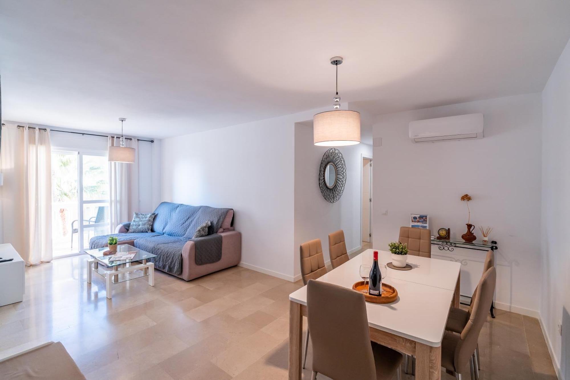Casa Playa Guadalmar, Beautiful Apartment In Front Of The Sea, Wifi, Ac, Smart Tv, Private Parking Malaga Luaran gambar